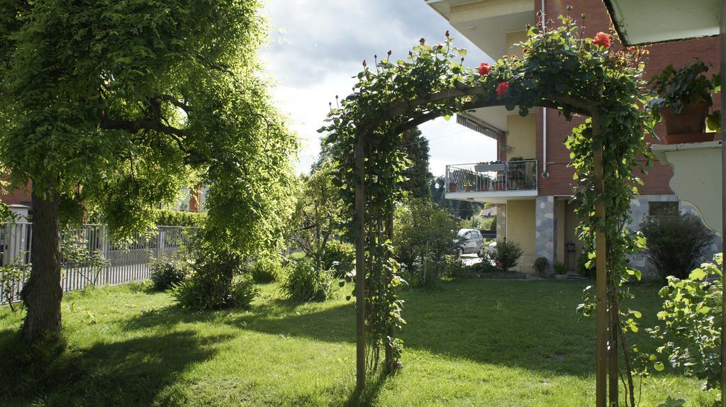 Il Piccione Viaggiatore Banchette D'Ivrea Luaran gambar